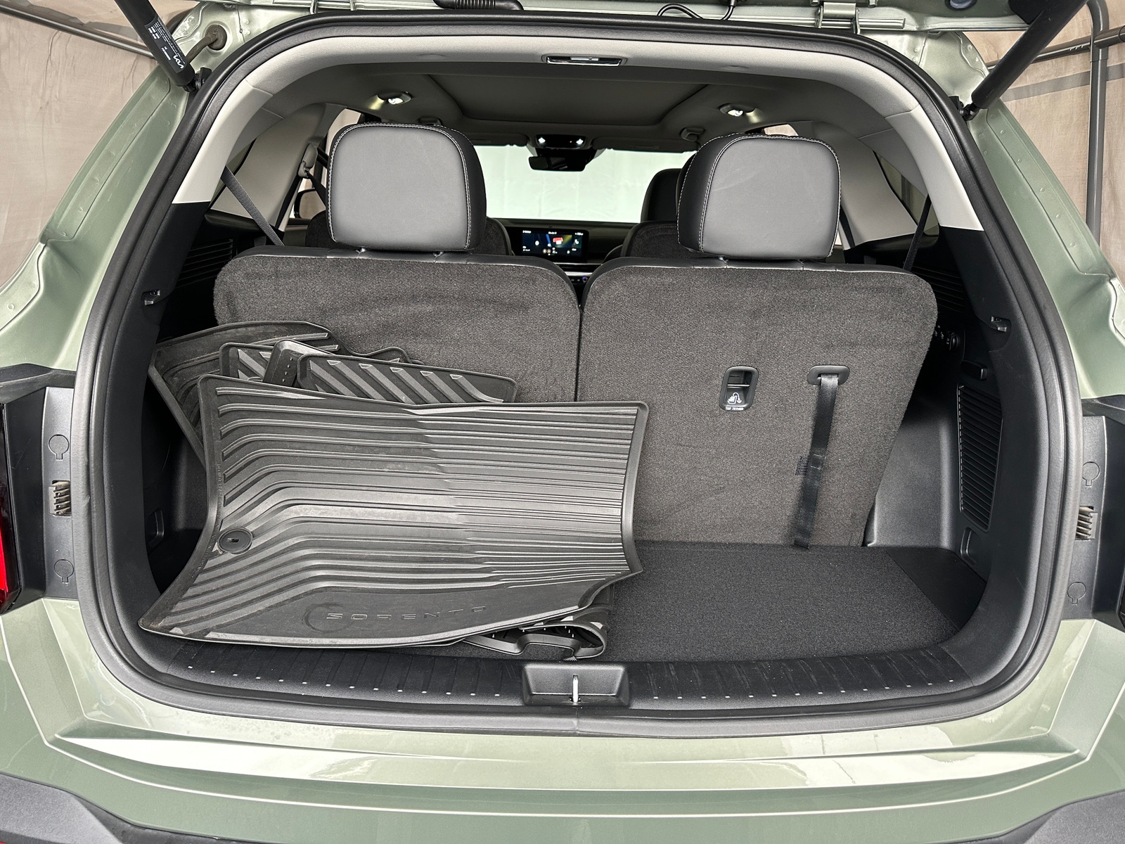 Thumbnail: 2025 Kia Sorento - 6