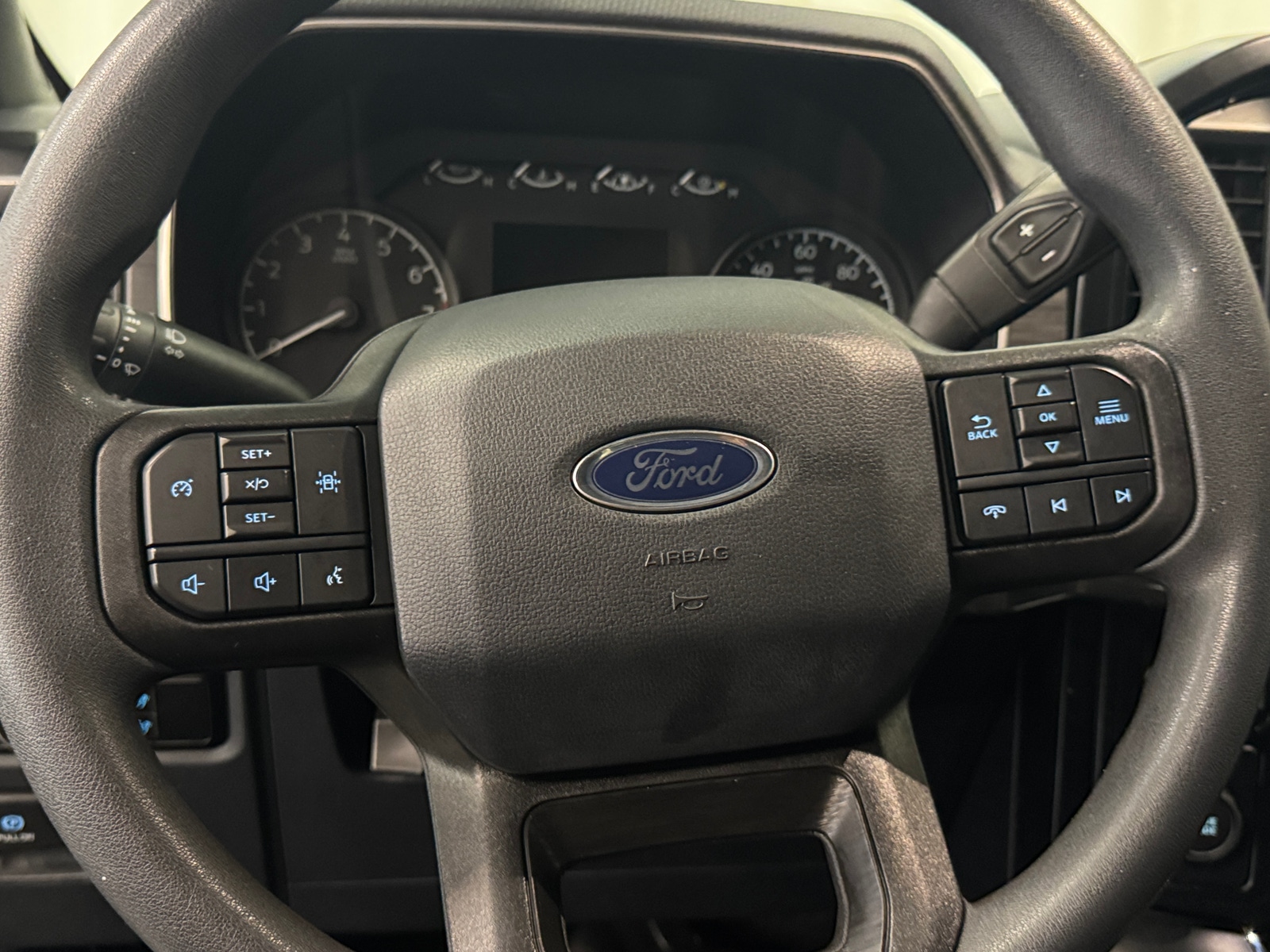 Thumbnail: 2023 Ford Econoline - 5