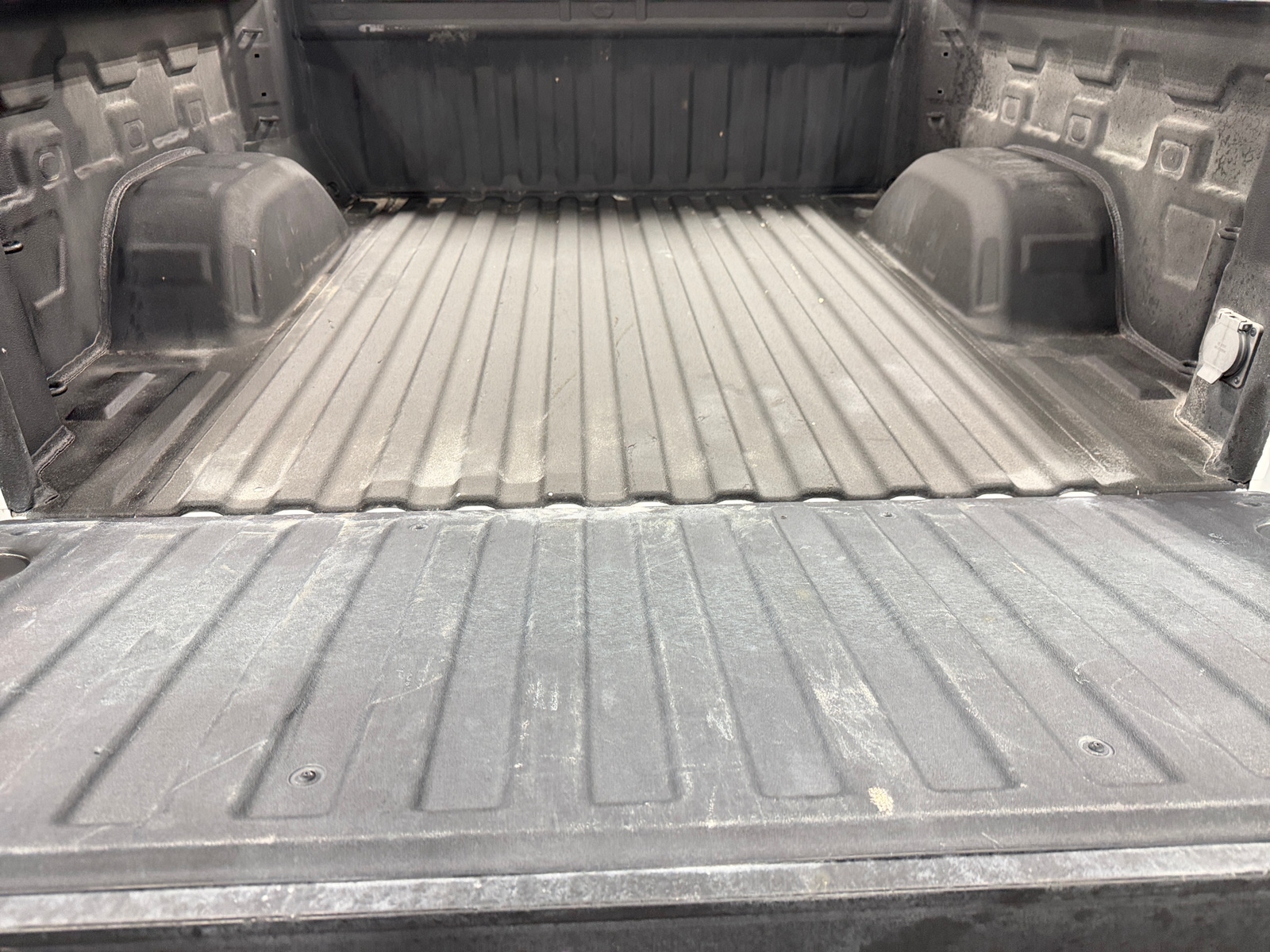 Thumbnail: 2024 Chevrolet Silverado 1500 - 7