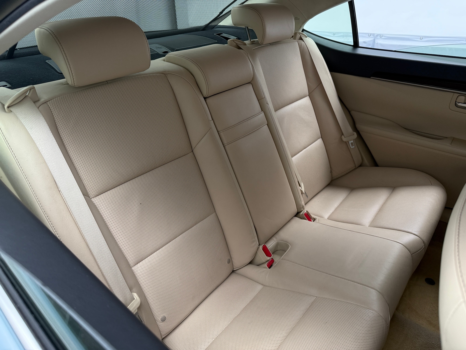 Thumbnail: 2014 Lexus ES - 5