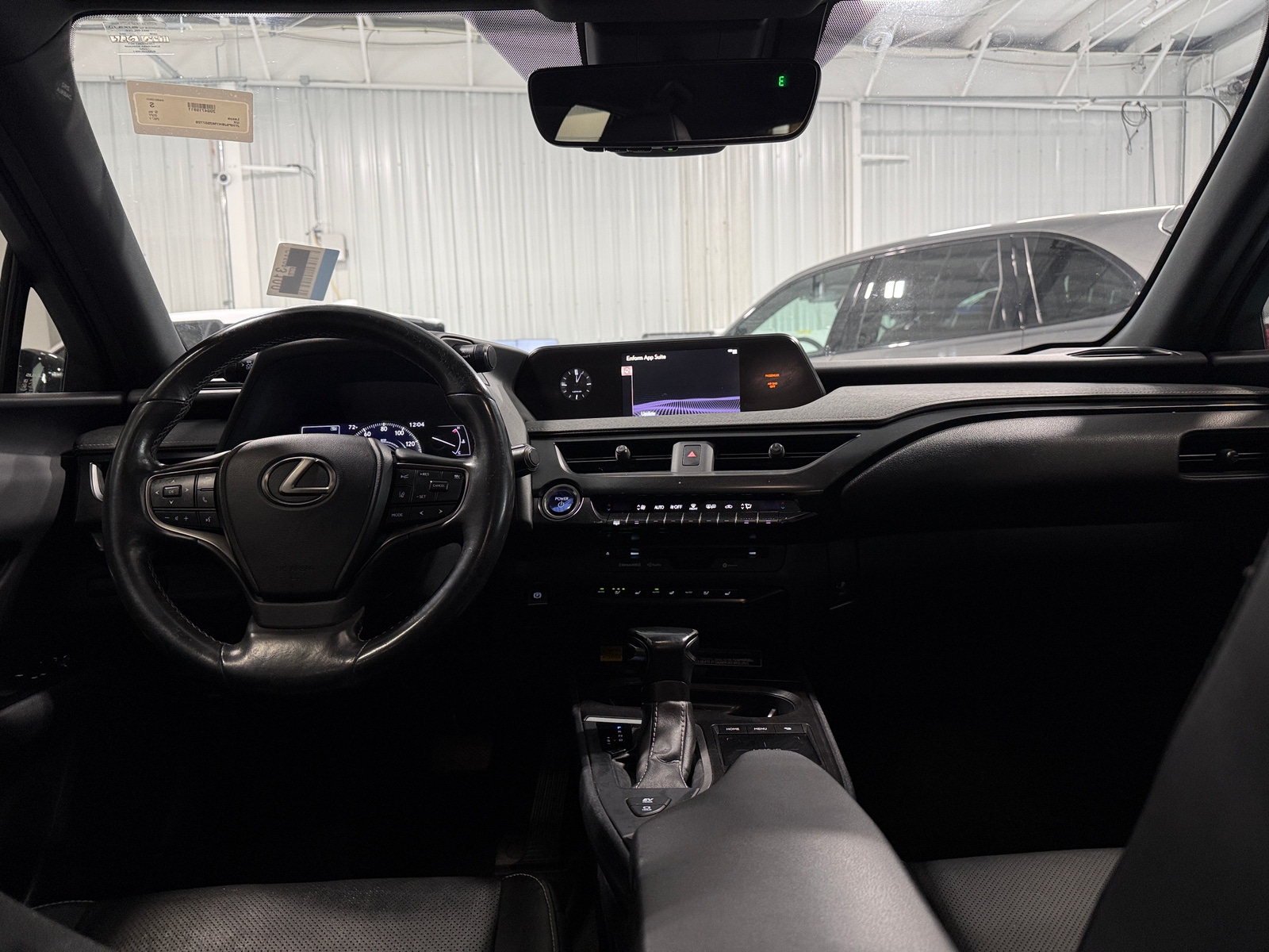 Thumbnail: 2021 Lexus UX - 2