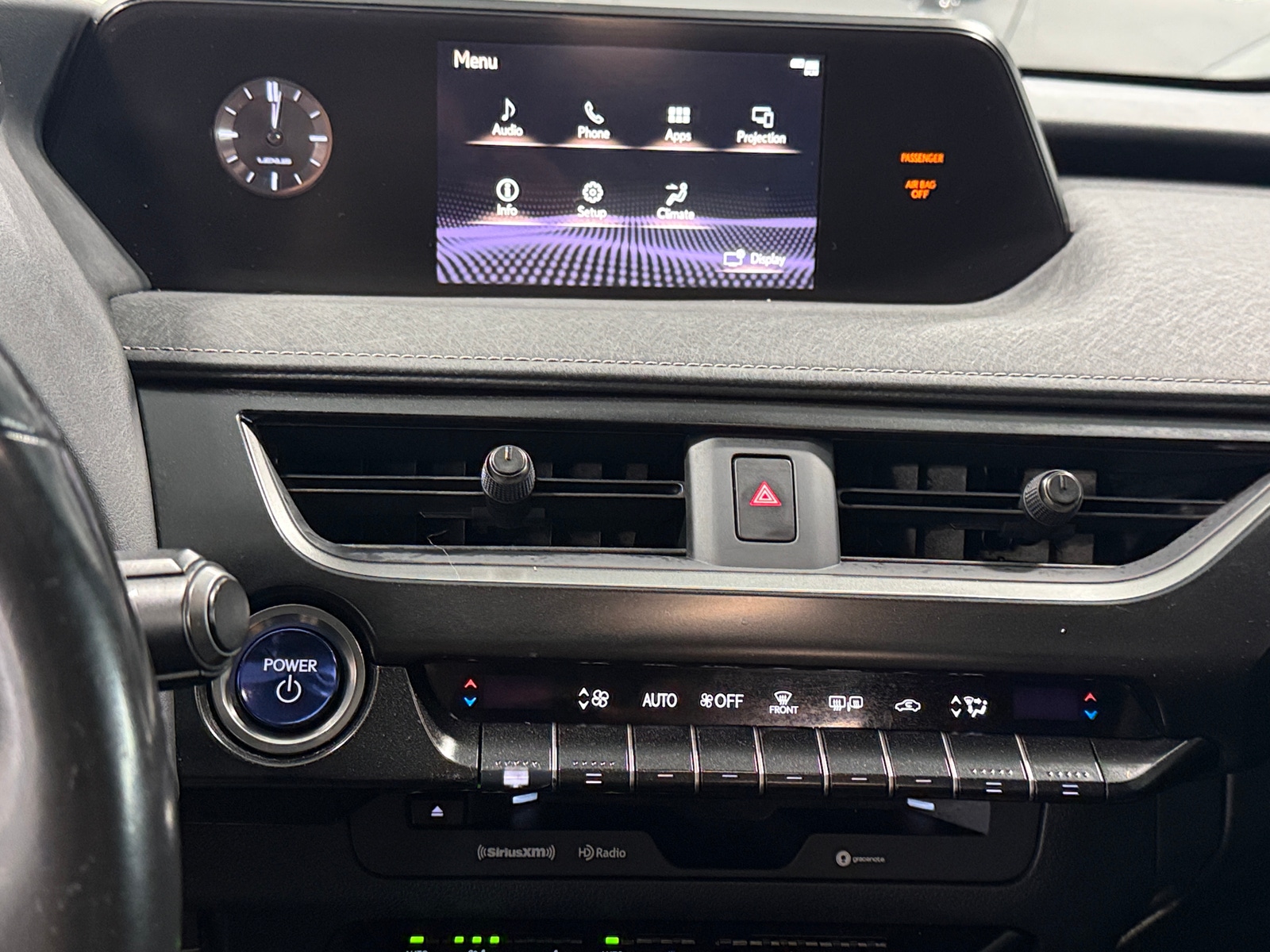 Thumbnail: 2021 Lexus UX - 3
