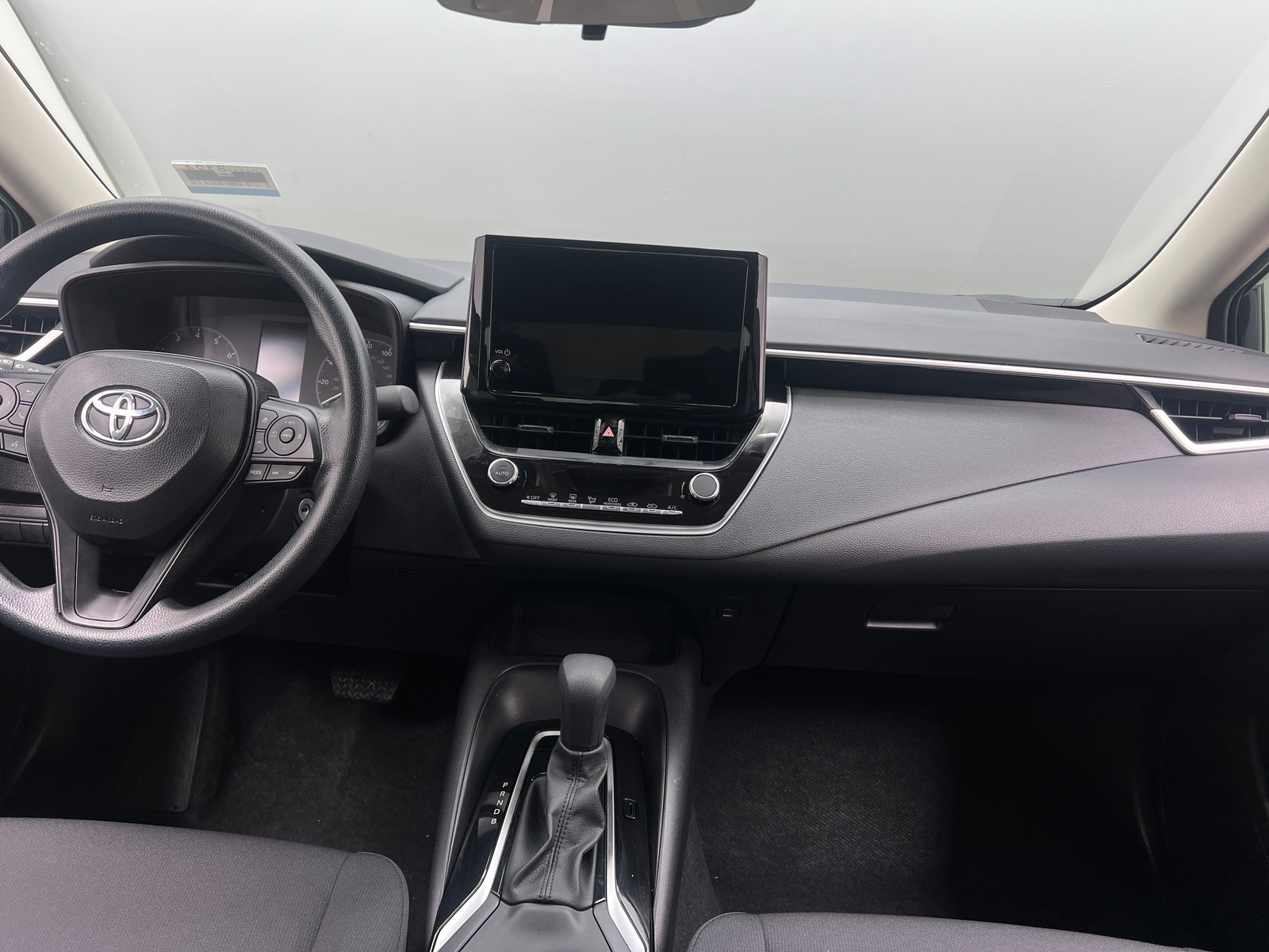 Thumbnail: 2025 Toyota Corolla - 3
