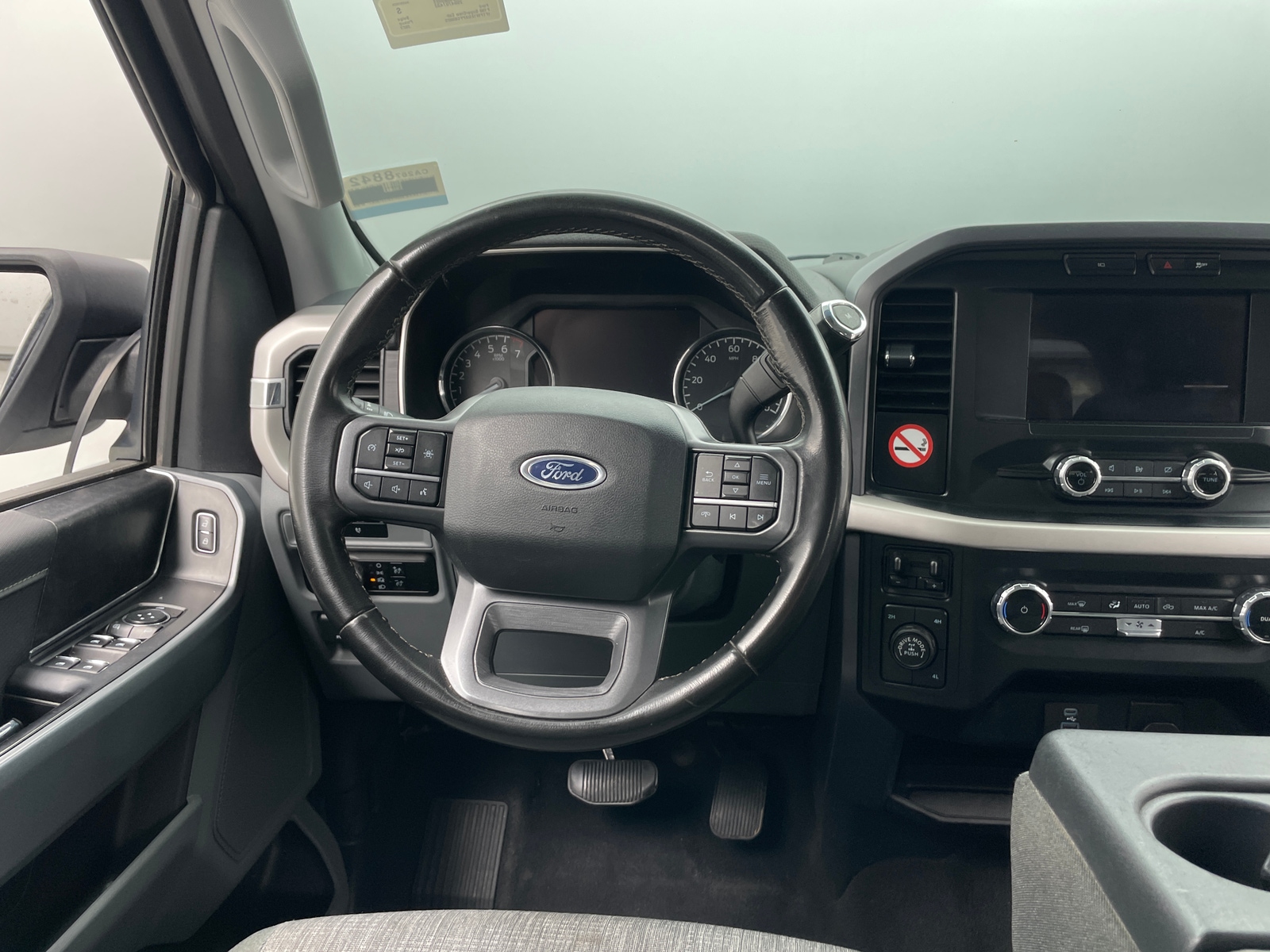 Thumbnail: 2023 Ford Econoline - 5