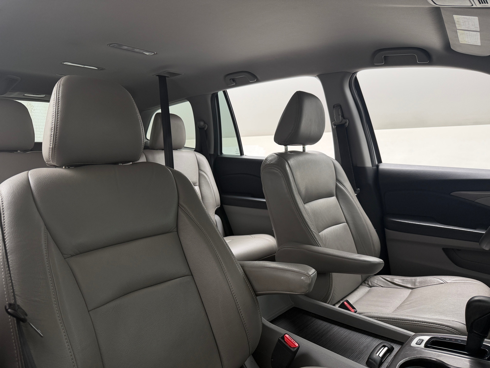 Thumbnail: 2016 Honda Pilot - 2