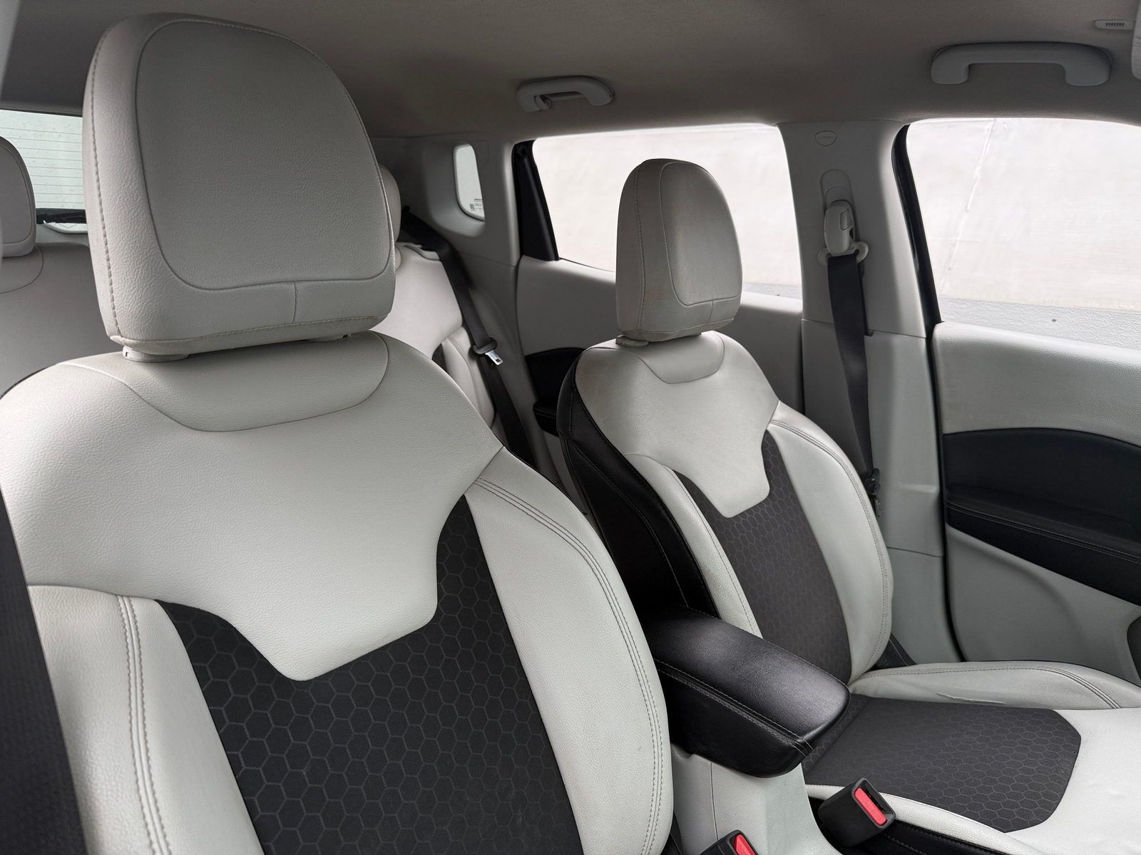 Thumbnail: 2017 Jeep Compass - 2