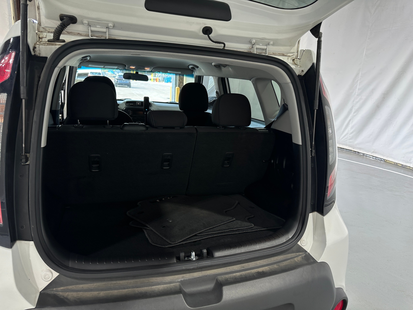 Thumbnail: 2016 Kia Soul - 7