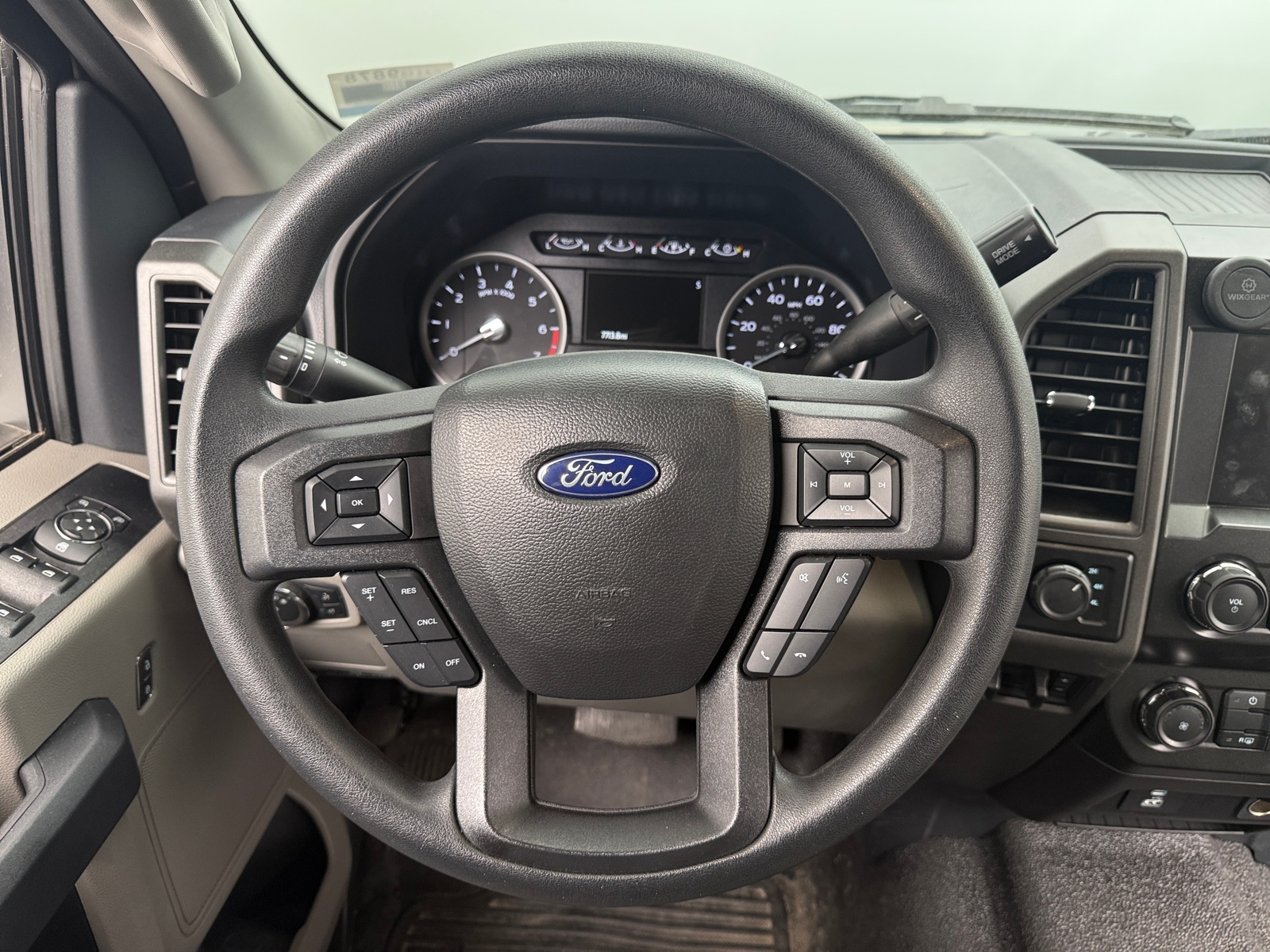 Thumbnail: 2022 Ford Econoline - 5