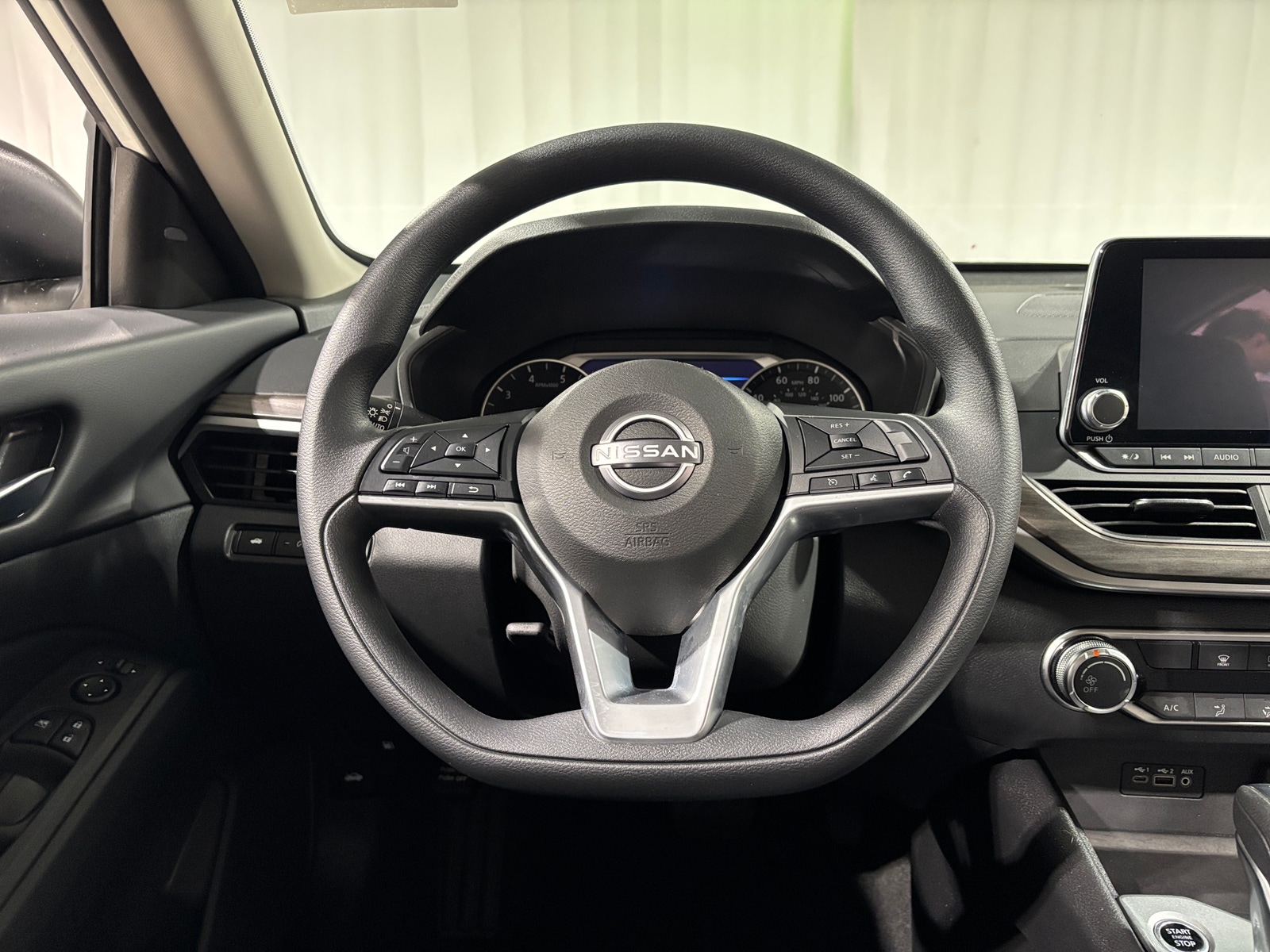 Thumbnail: 2025 Nissan Altima - 5