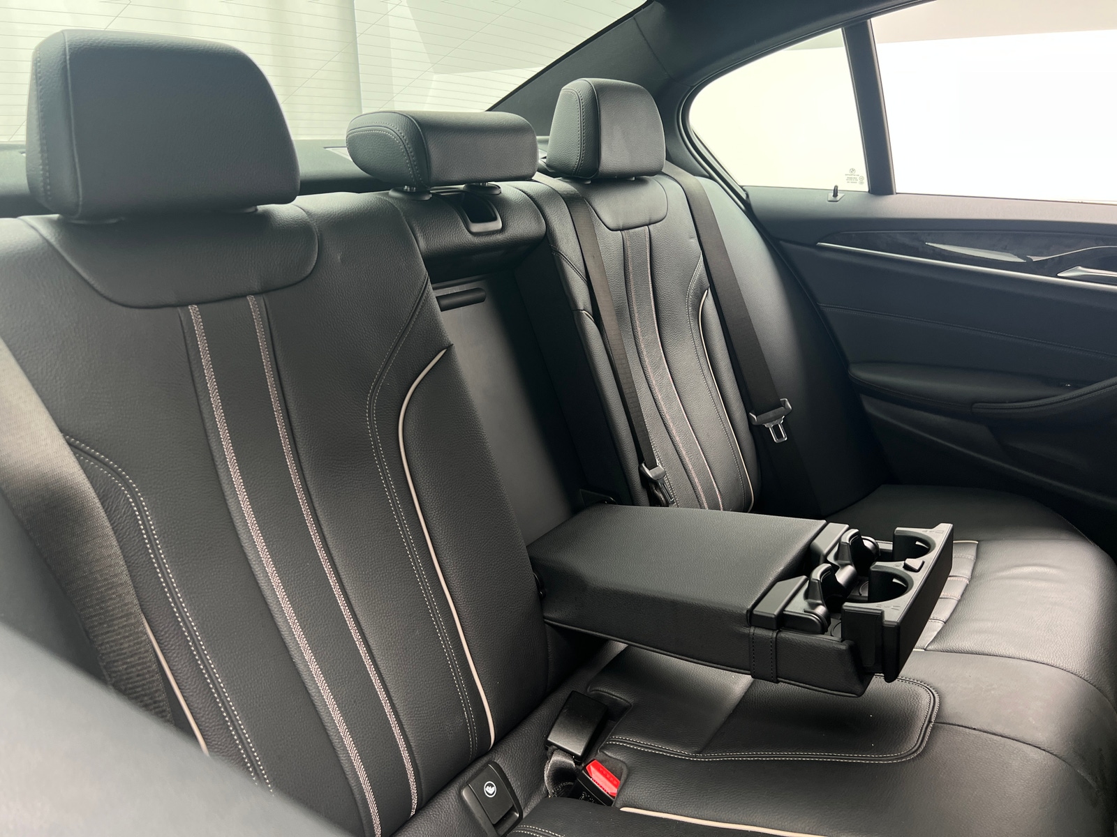 Thumbnail: 2023 BMW 5 Series - 5