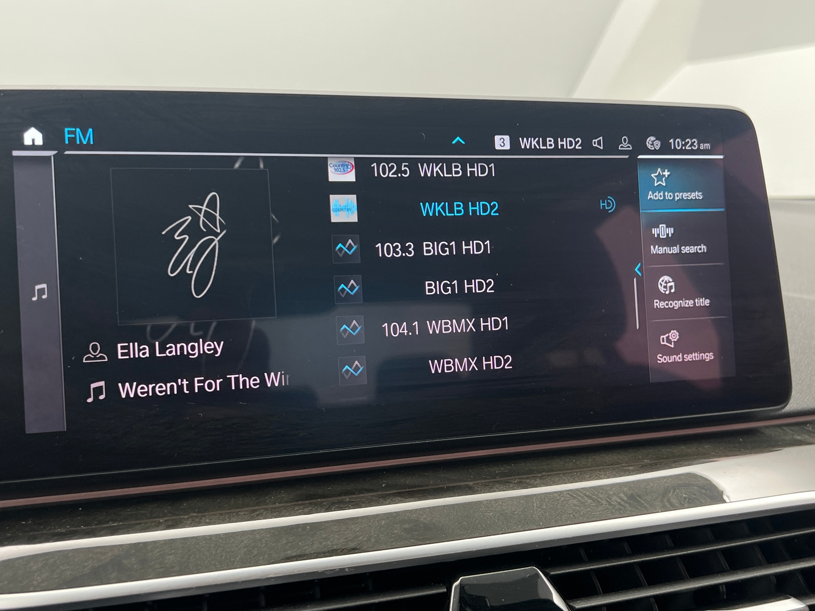 Thumbnail: 2023 BMW 5 Series - 3