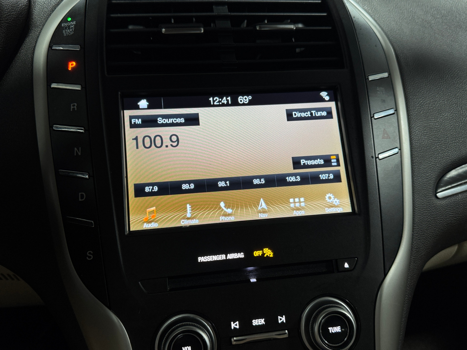 Thumbnail: 2019 Lincoln MKC - 3