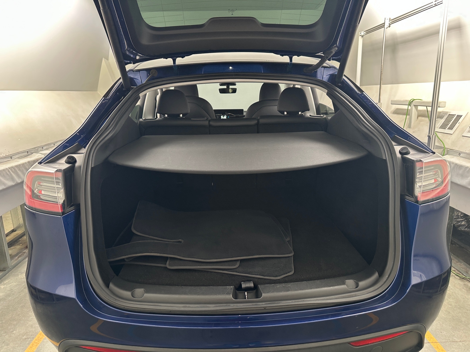 Thumbnail: 2023 Tesla Model Y - 6