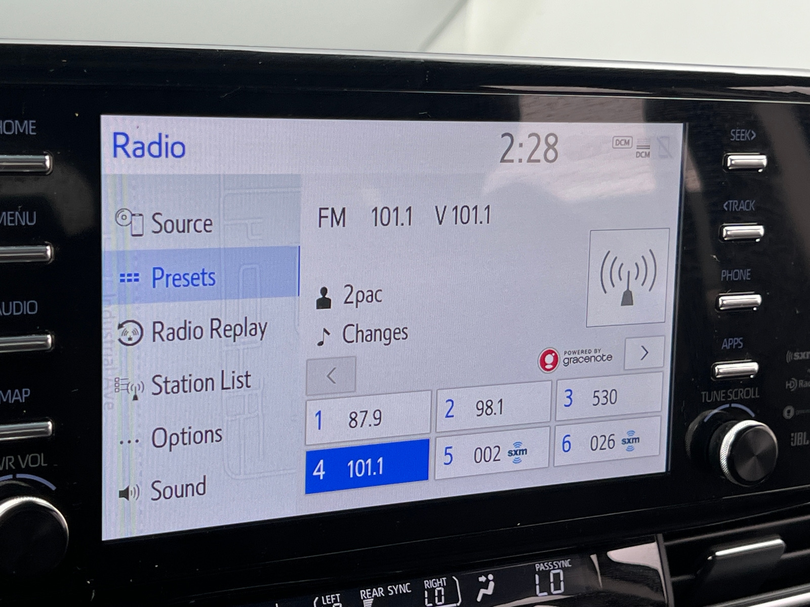 Thumbnail: 2024 Toyota Sienna - 3