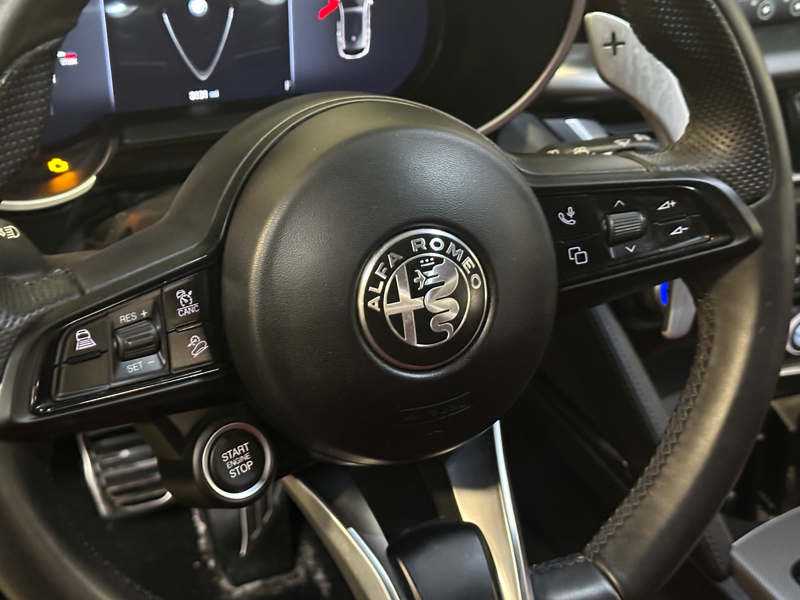 Thumbnail: 2024 Alfa Romeo Stelvio - 4