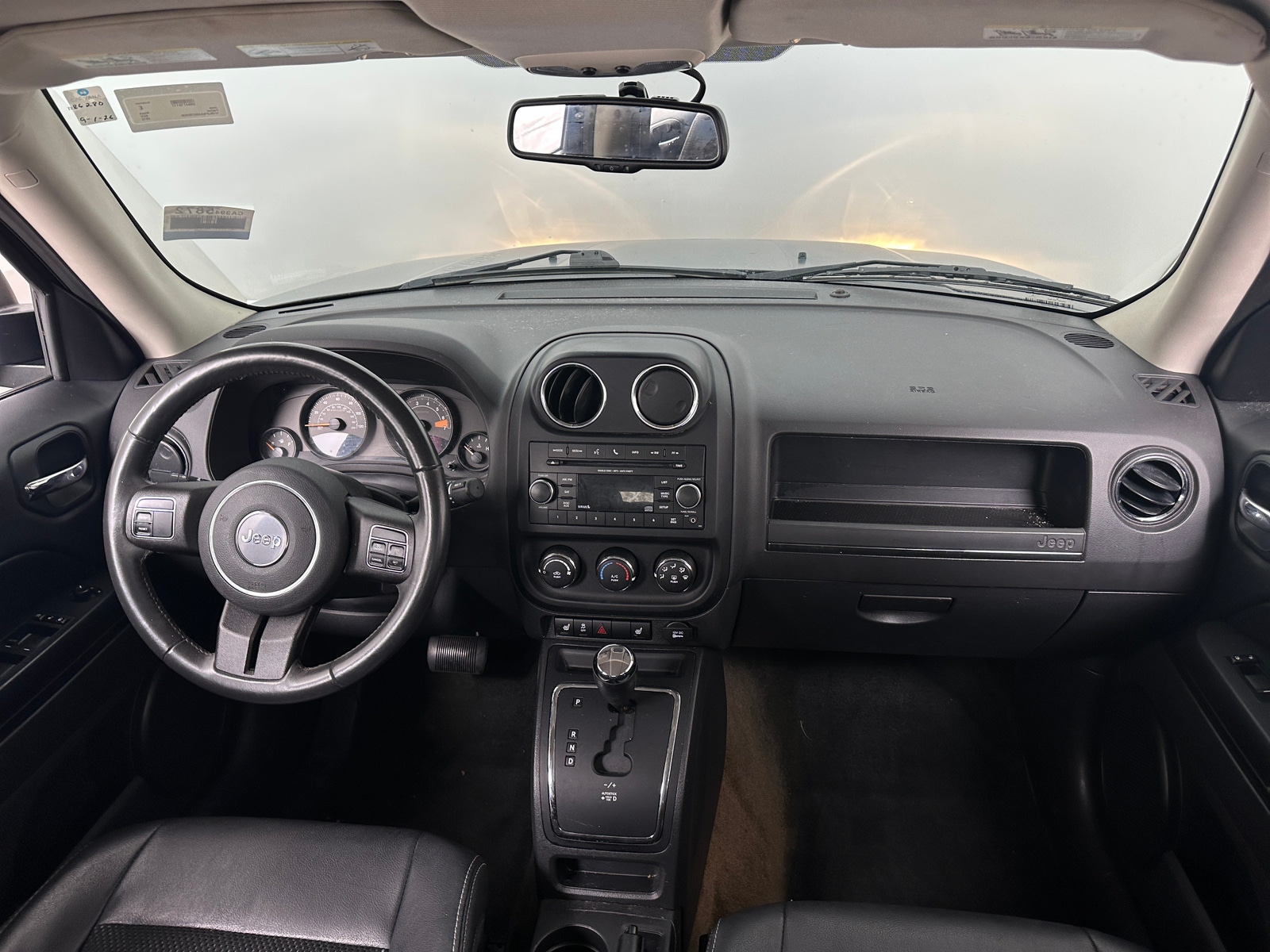Thumbnail: 2016 Jeep Patriot - 3