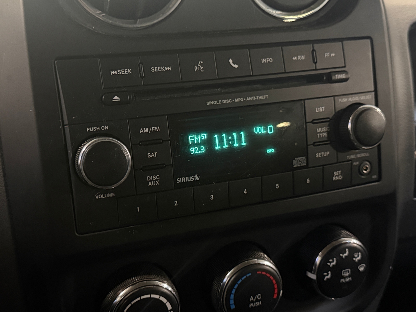 Thumbnail: 2016 Jeep Patriot - 4