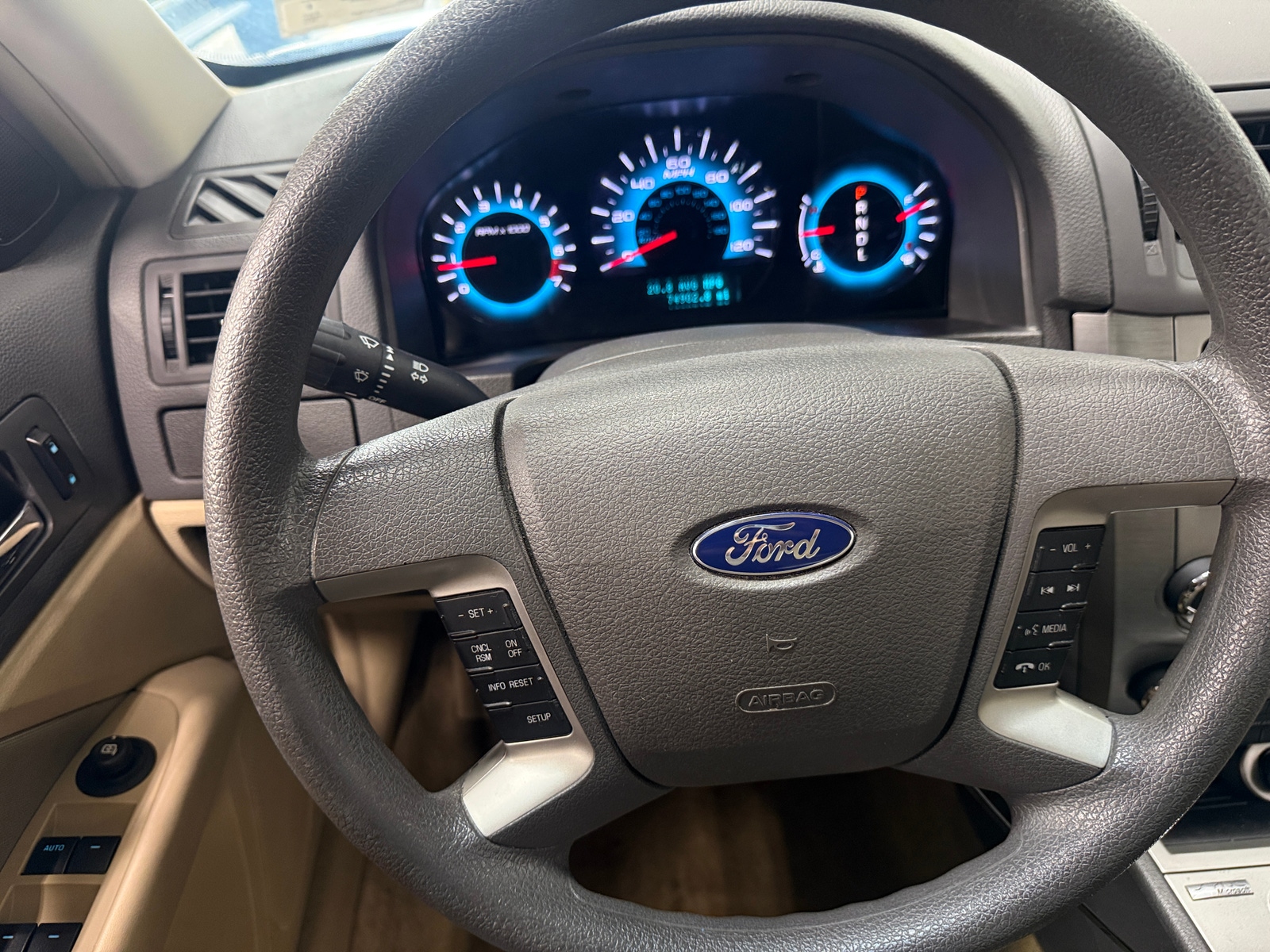 Thumbnail: 2012 Ford Fusion - 5