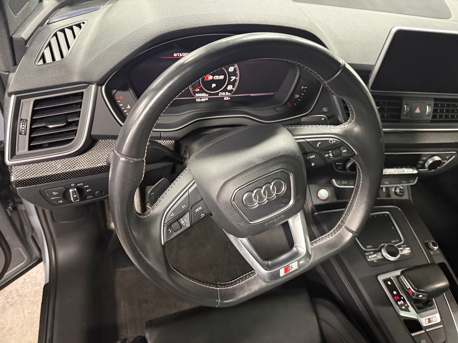 Thumbnail: 2019 Audi SQ5 - 4