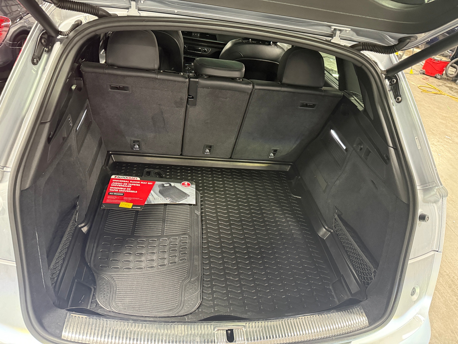 Thumbnail: 2019 Audi SQ5 - 6