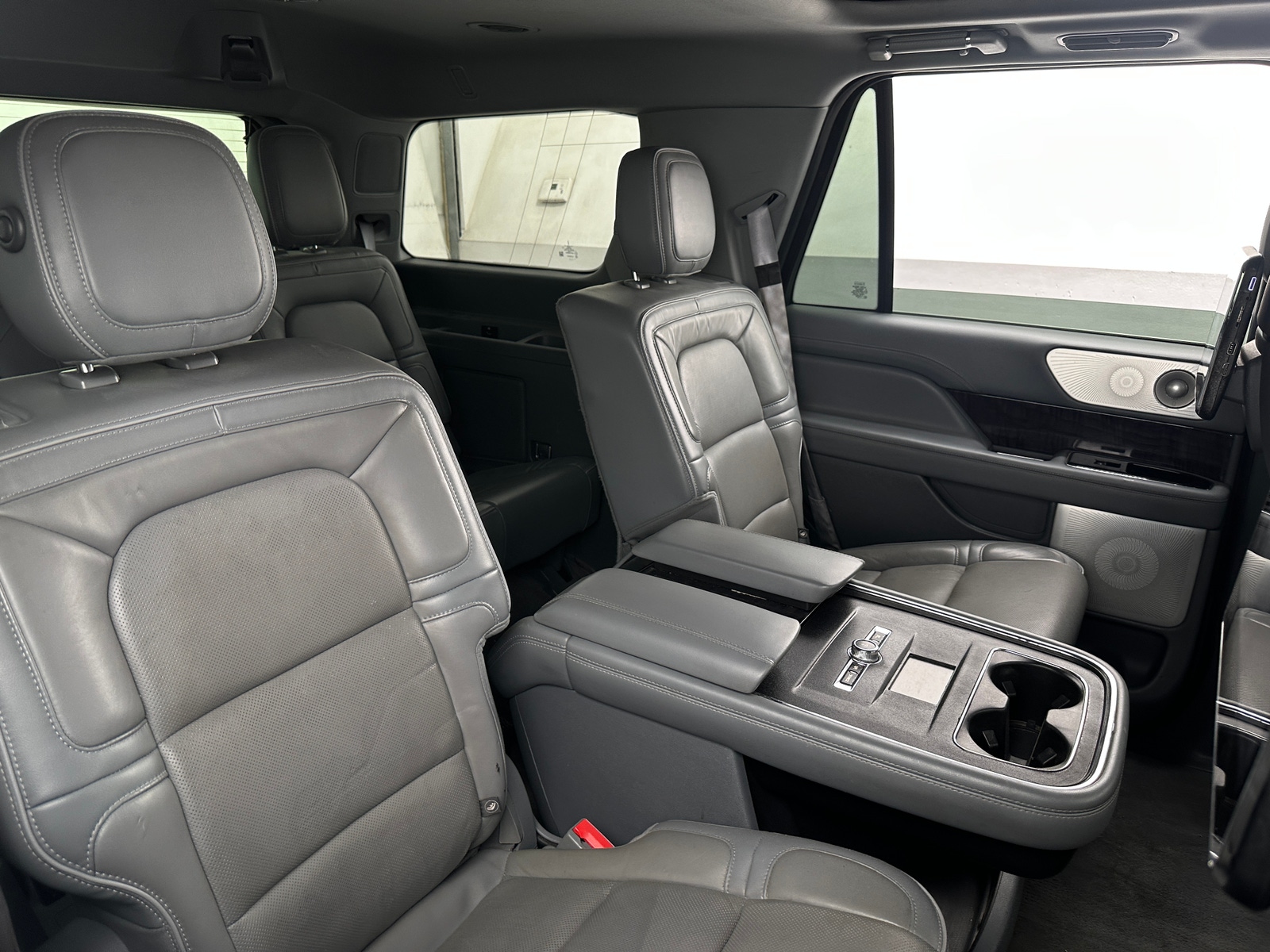 Thumbnail: 2019 Lincoln Navigator - 5