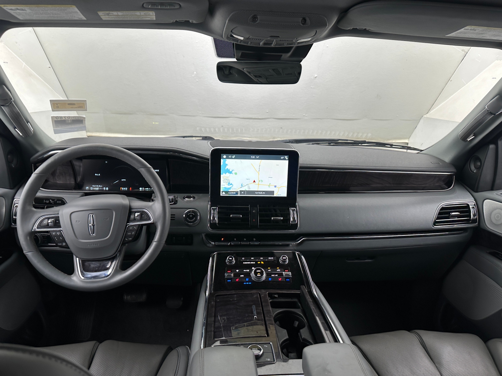 Thumbnail: 2019 Lincoln Navigator - 2