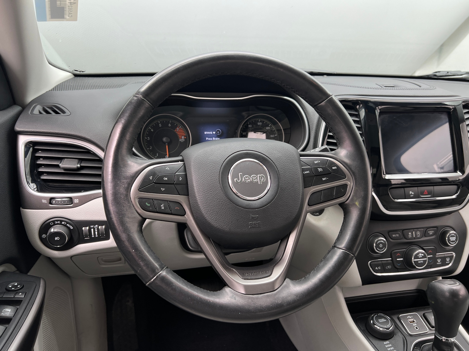 Thumbnail: 2019 Jeep Cherokee - 4