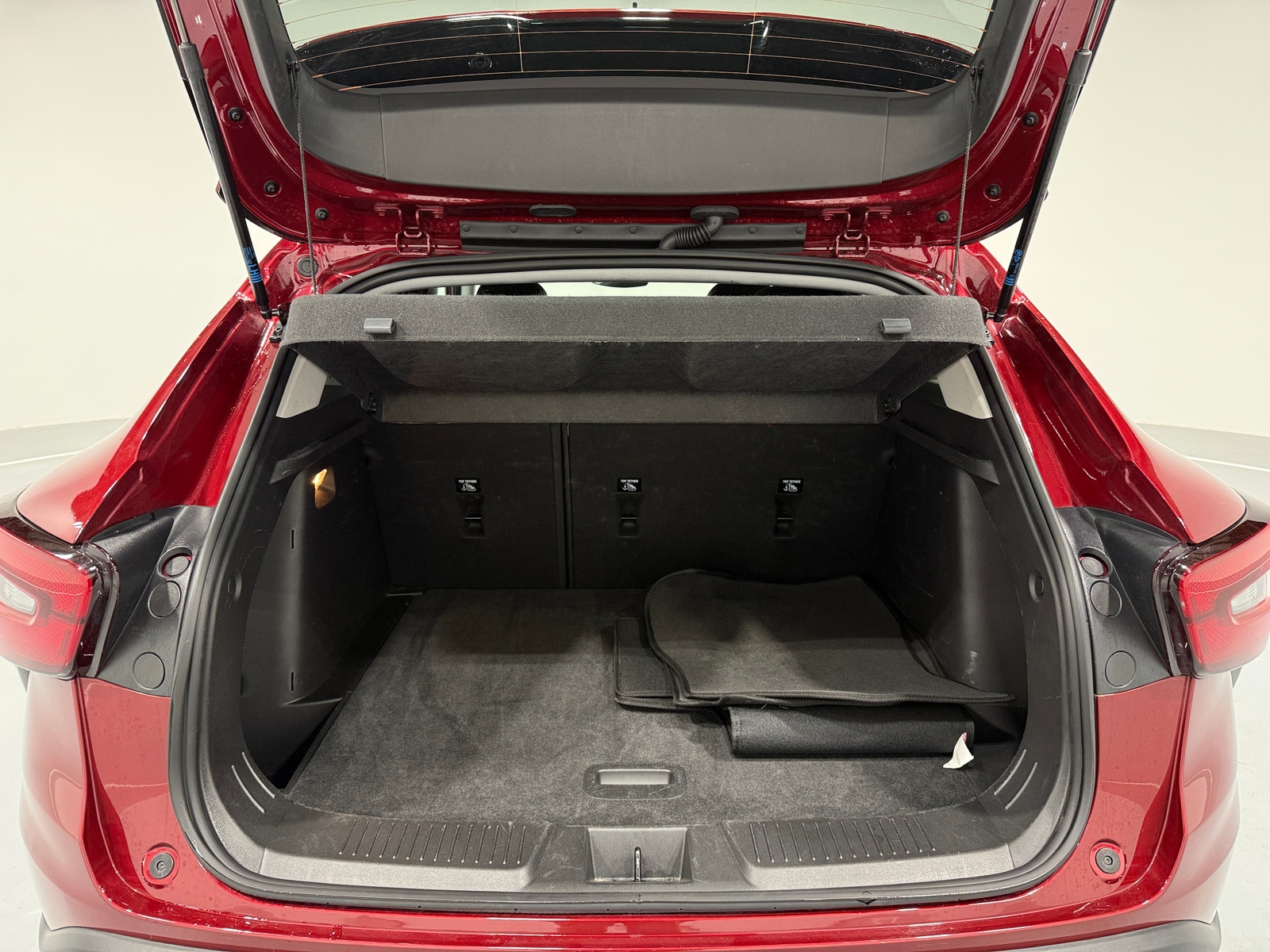 Thumbnail: 2025 Chevrolet Trax - 7