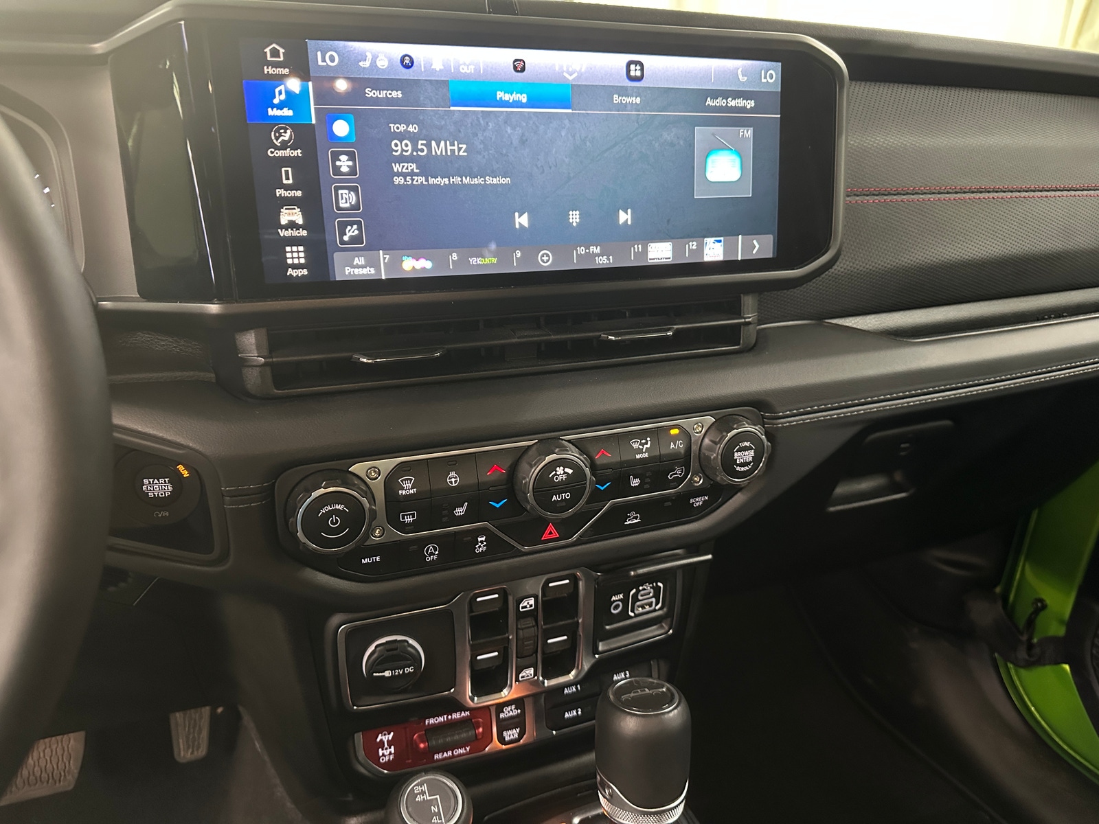 Thumbnail: 2025 Jeep Gladiator - 3