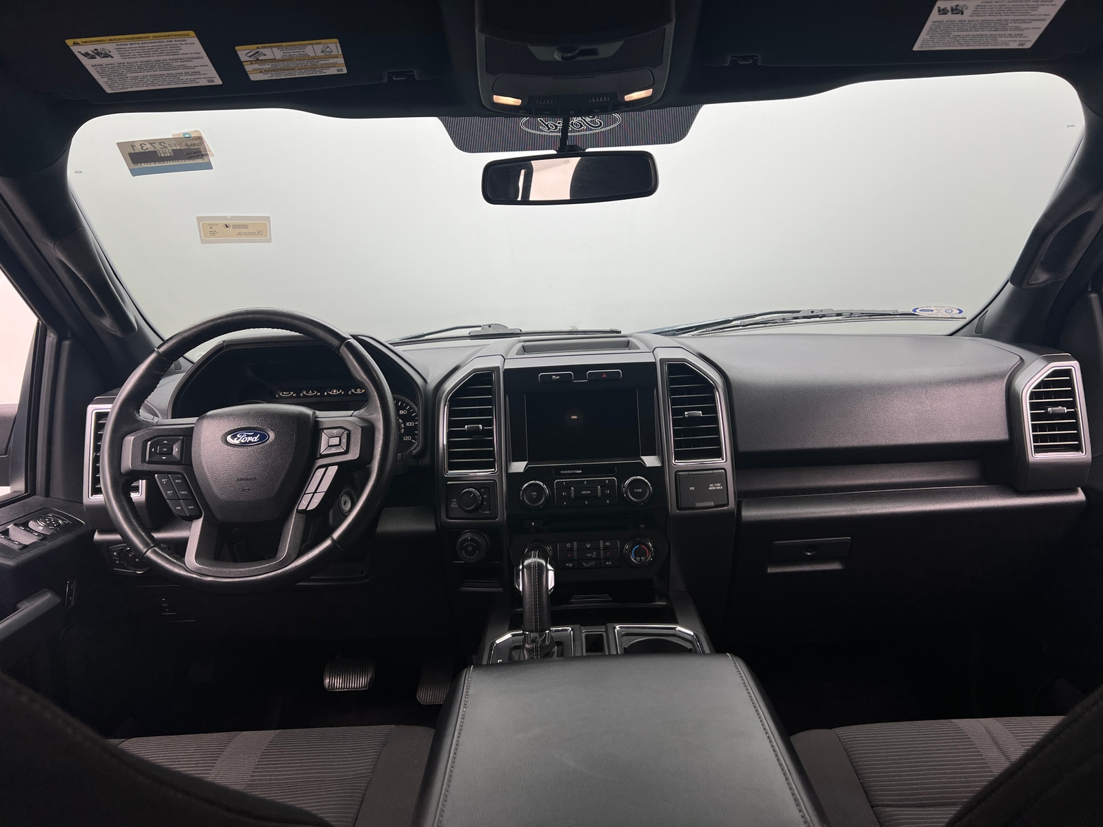 Thumbnail: 2017 Ford Econoline - 3