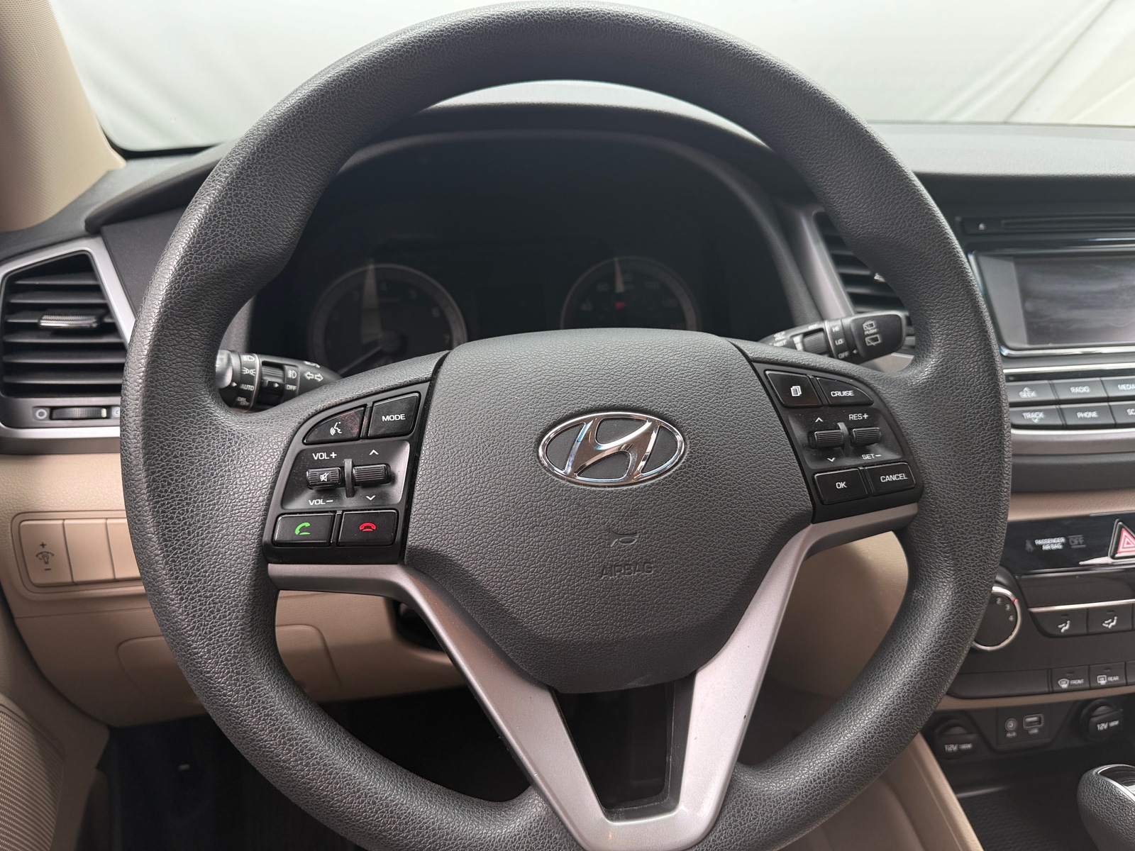 Thumbnail: 2017 Hyundai Tucson - 5