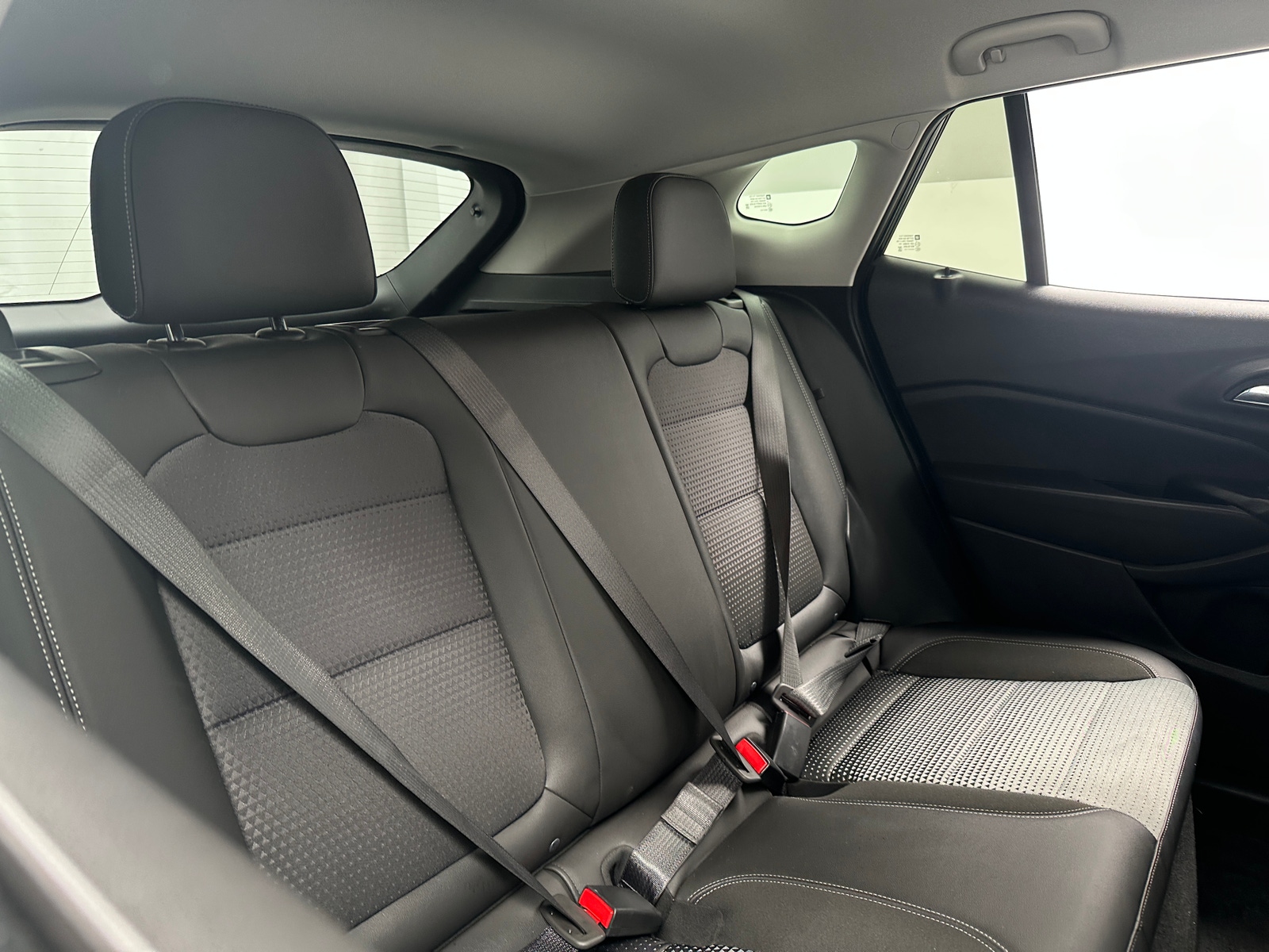 Thumbnail: 2025 Chevrolet Trax - 6