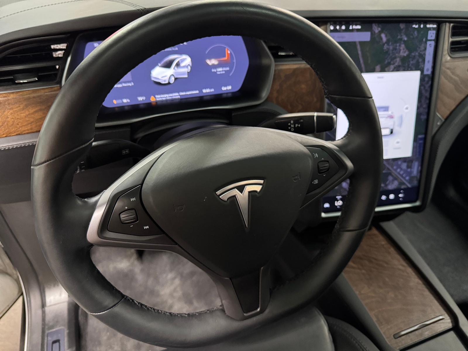 Thumbnail: 2020 Tesla Model X - 4