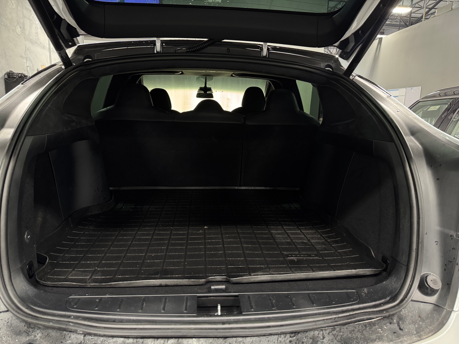 Thumbnail: 2020 Tesla Model X - 6