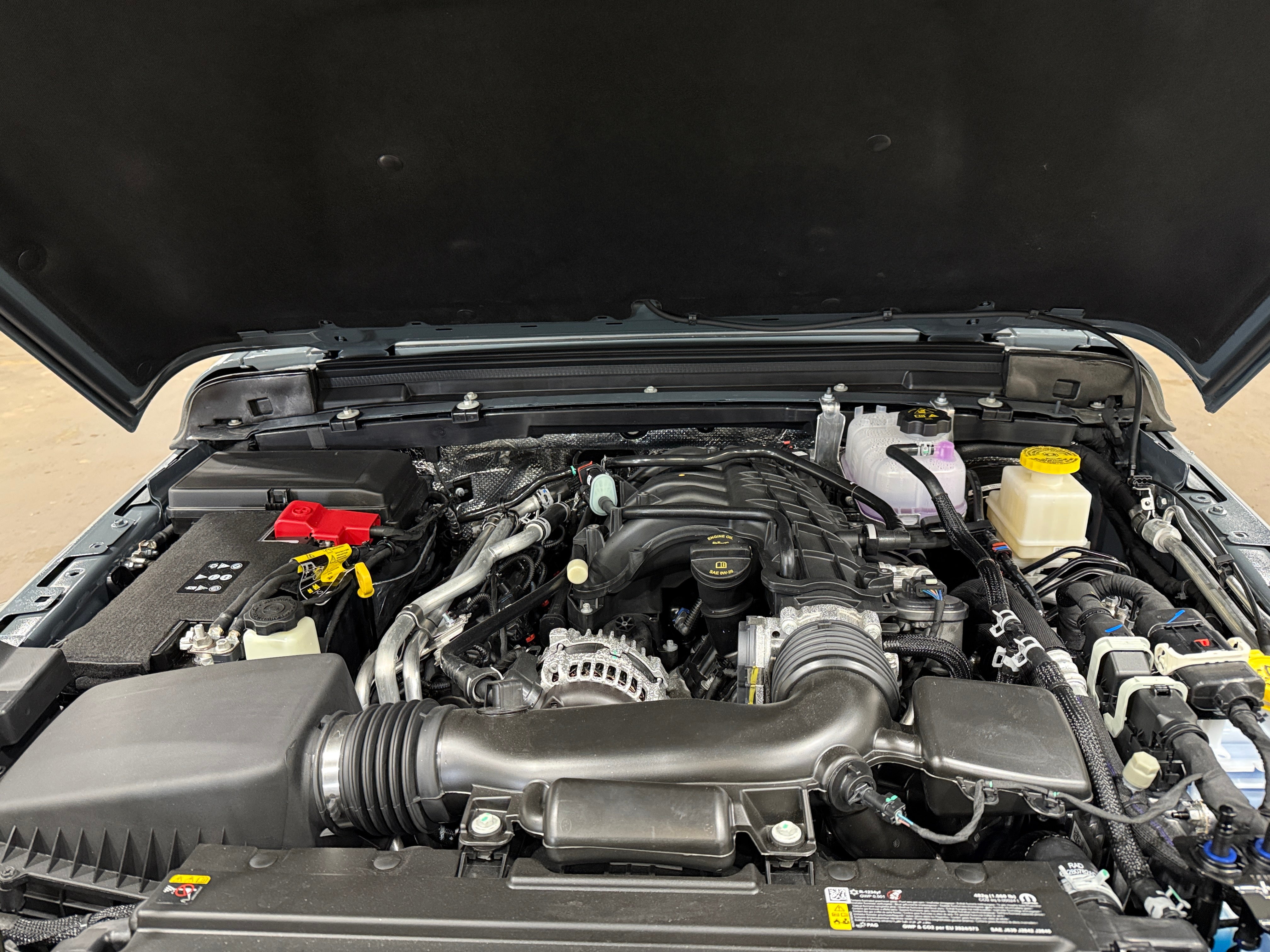 2026 Jeep Gladiator Sahara Auto's photo