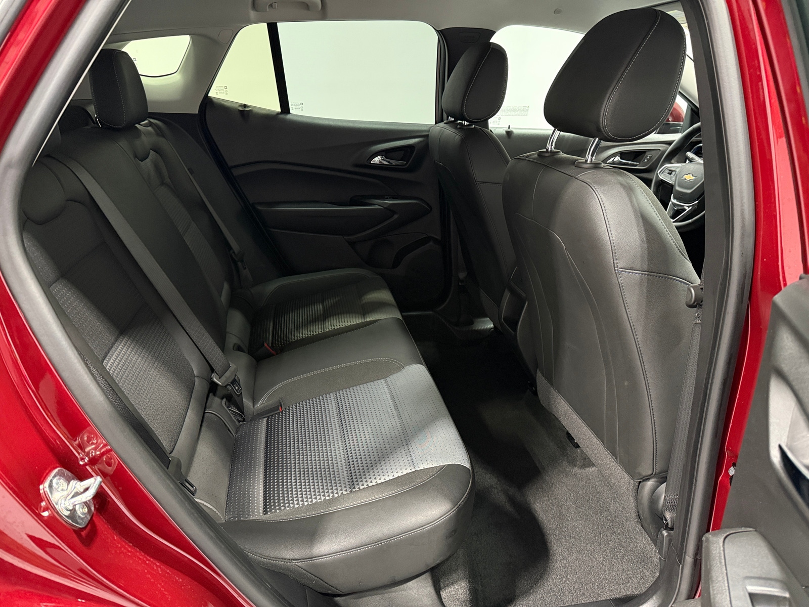 Thumbnail: 2025 Chevrolet Trax - 6