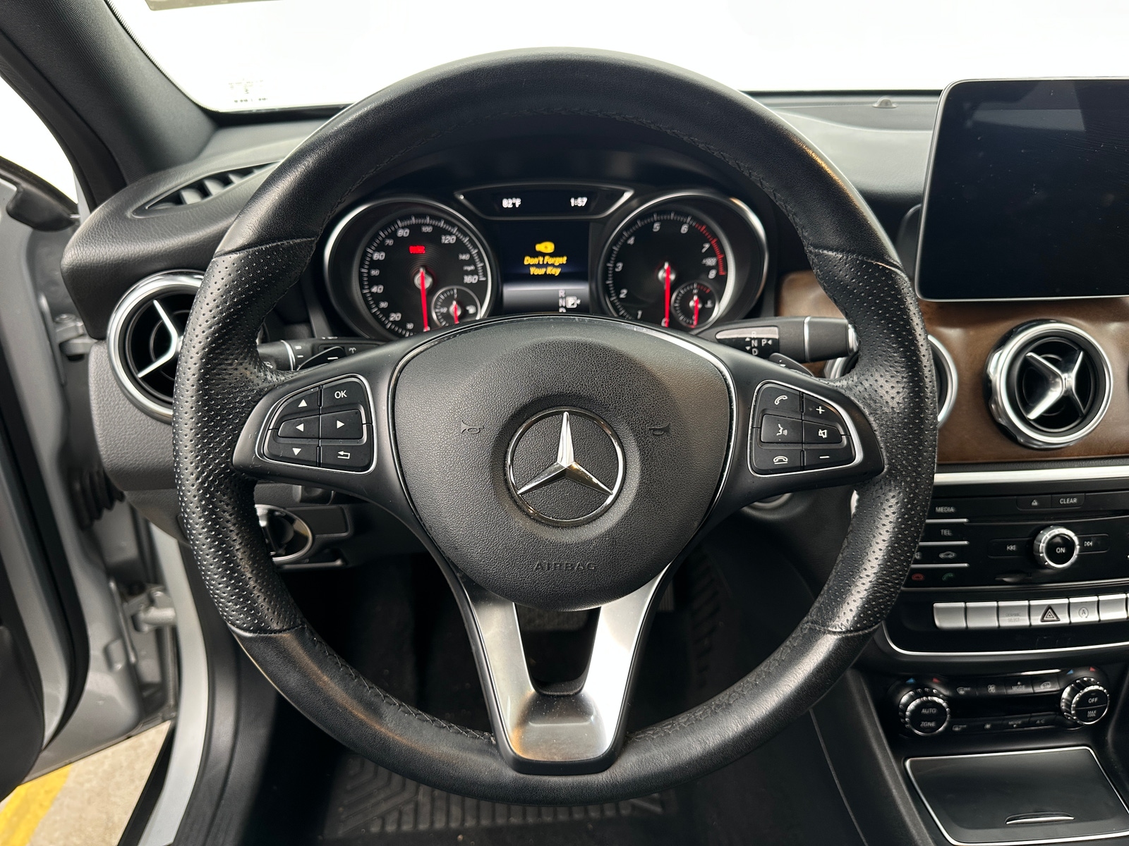 Thumbnail: 2019 Mercedes-Benz GLA - 4