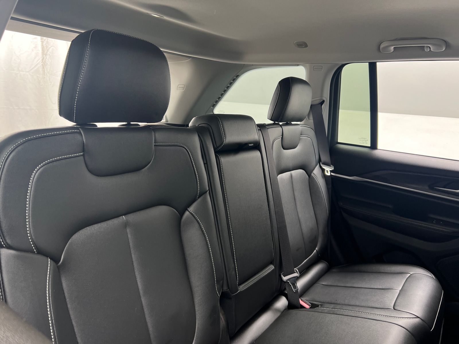 Thumbnail: 2023 Jeep Grand Cherokee - 5