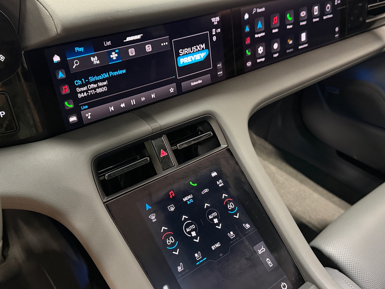 Thumbnail: 2022 Porsche Taycan - 3