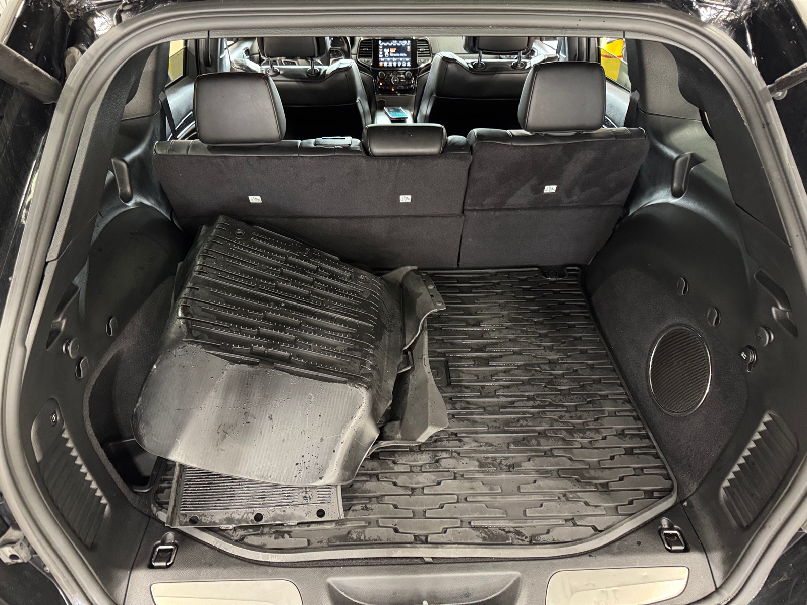 Thumbnail: 2021 Jeep Grand Cherokee - 6