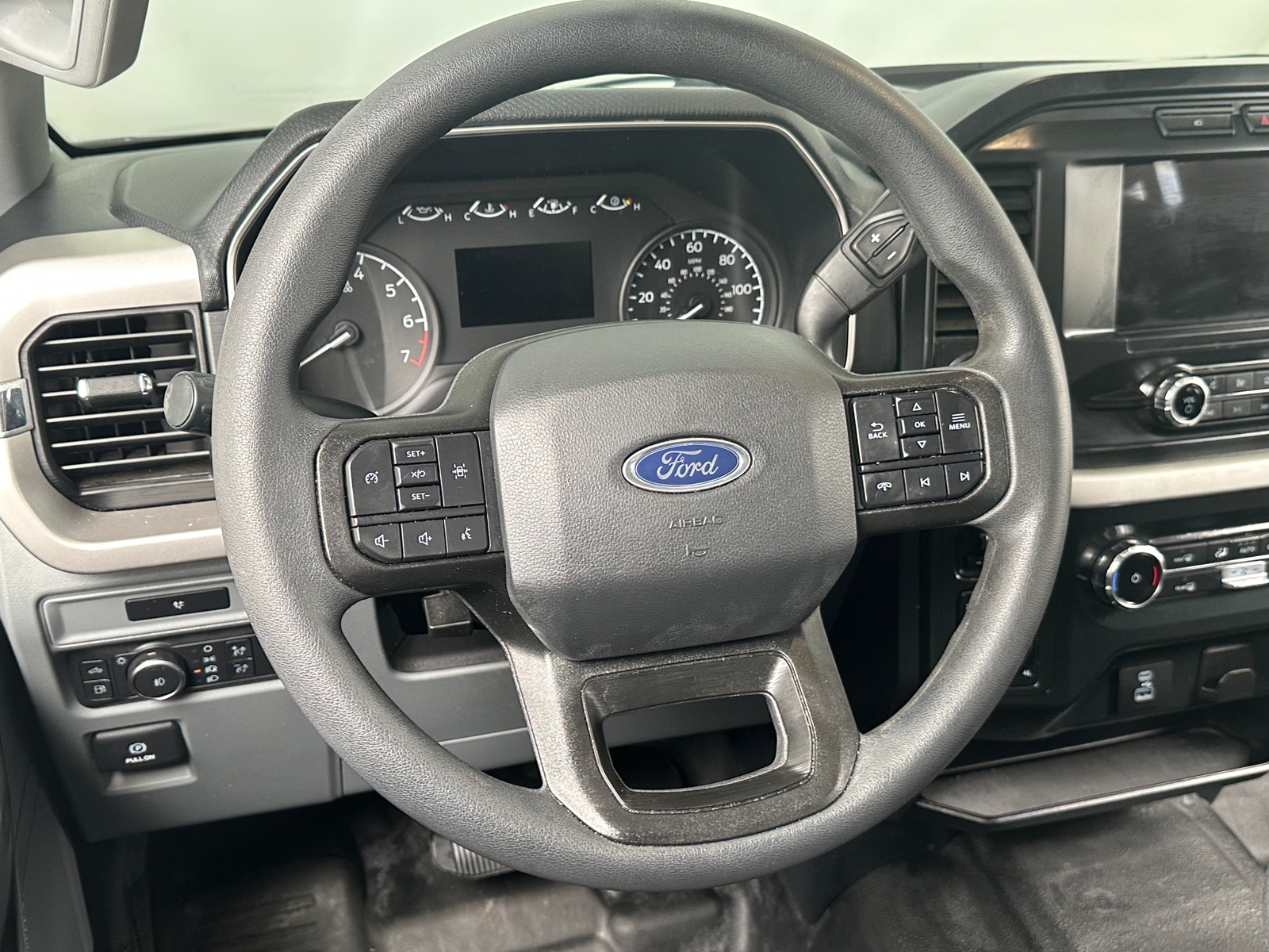 Thumbnail: 2022 Ford Econoline - 5