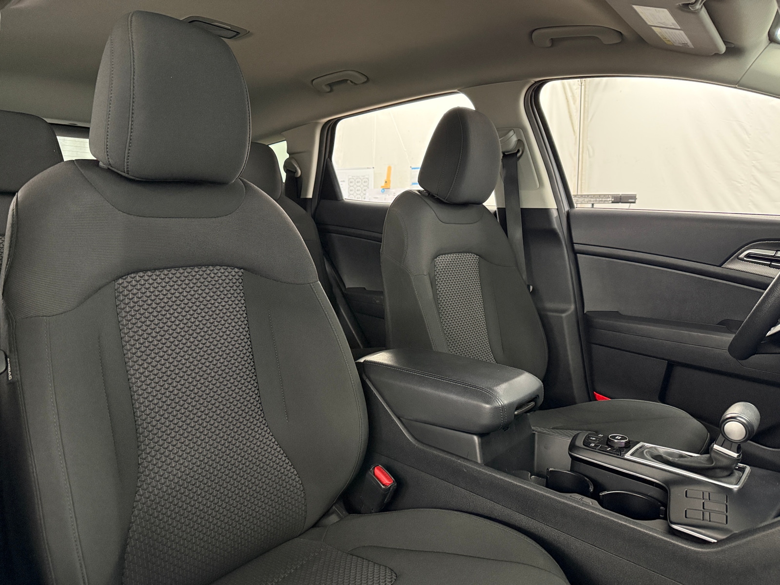 Thumbnail: 2025 Kia Sportage - 2