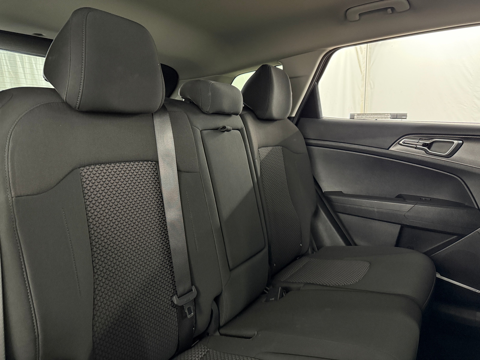 Thumbnail: 2025 Kia Sportage - 6