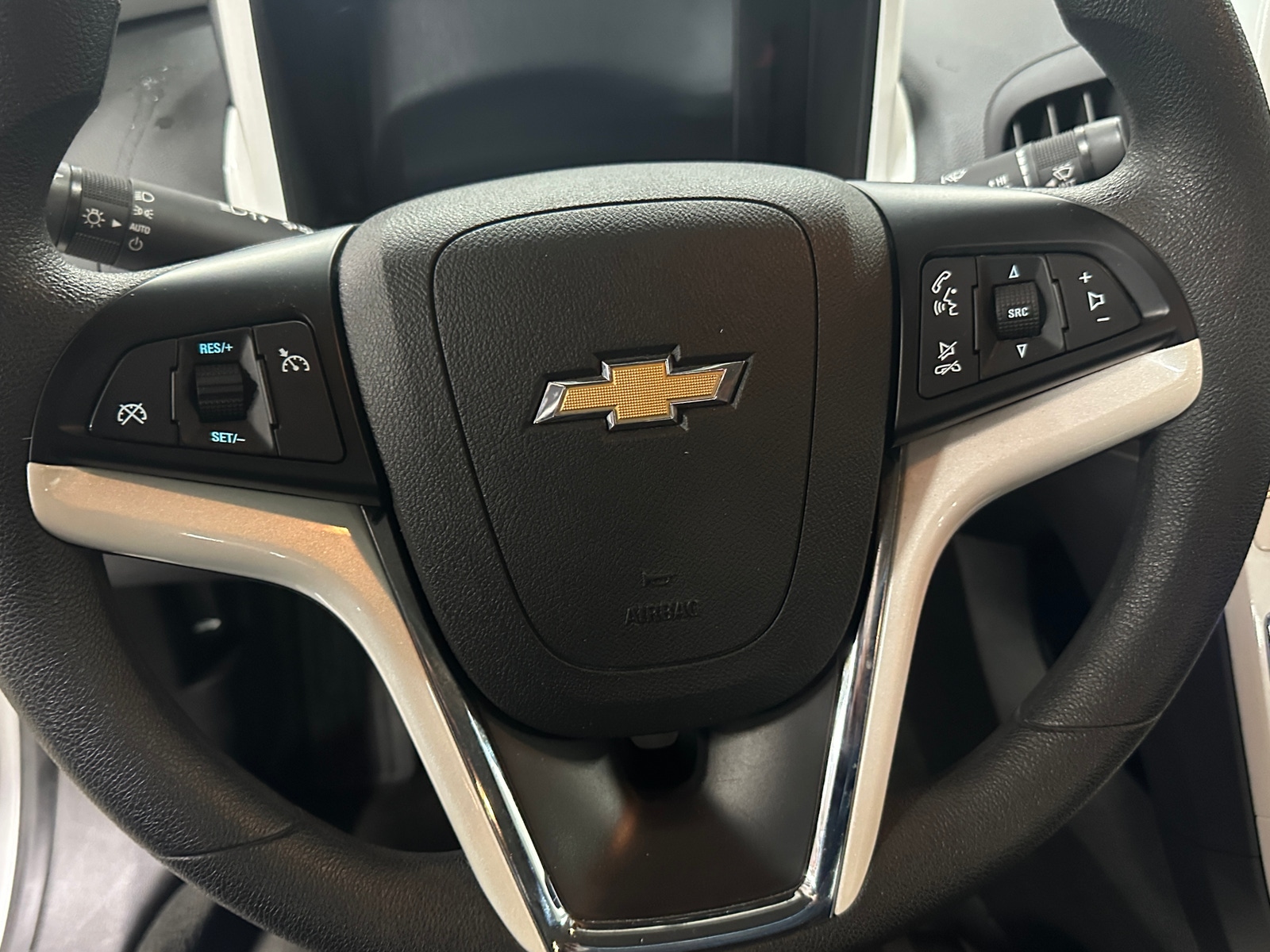 Thumbnail: 2013 Chevrolet Volt - 5