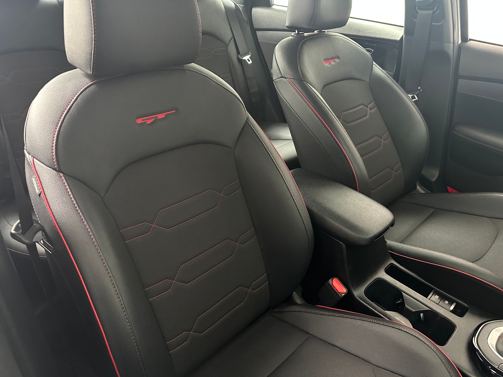 Thumbnail: 2024 Kia Forte - 2