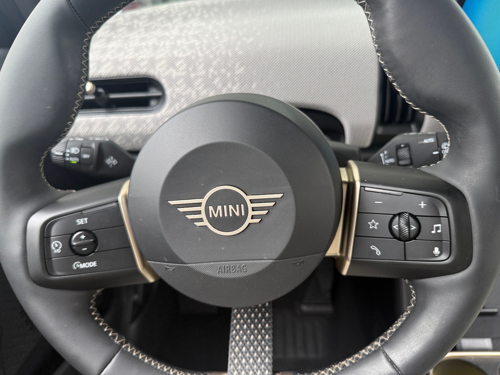 Thumbnail: 2025 MINI Cooper Hardtop - 4