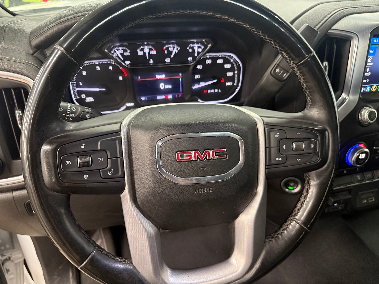 Thumbnail: 2023 GMC Sierra 2500 - 4