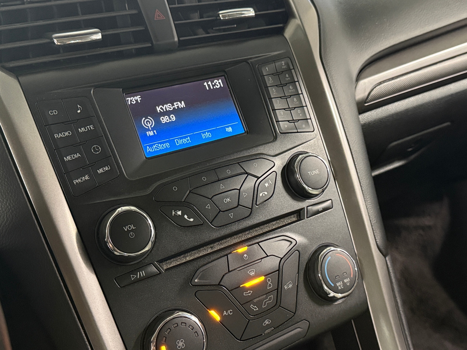 Thumbnail: 2017 Ford Fusion - 4