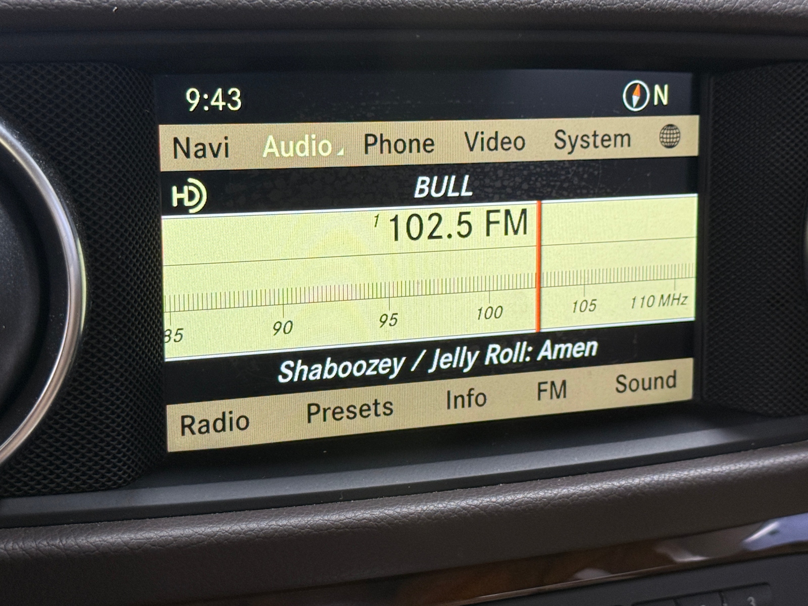 Thumbnail: 2013 Mercedes-Benz SL-Class - 3