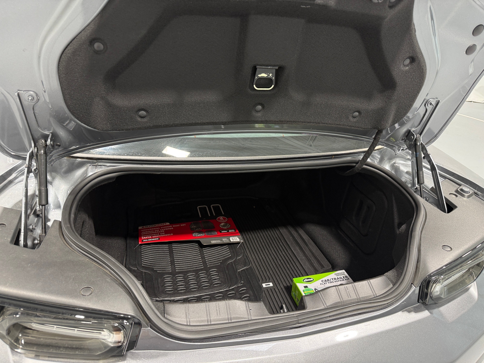 Thumbnail: 2020 Chevrolet Camaro - 5